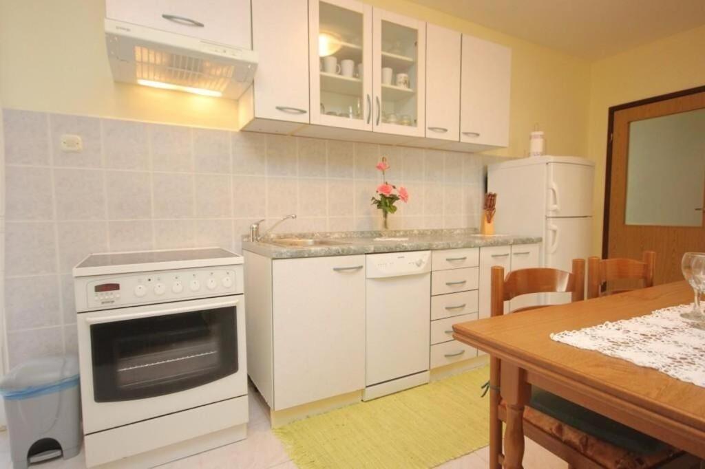 Apartments Zoki - Great Location Close To The Sea Vis Exterior foto